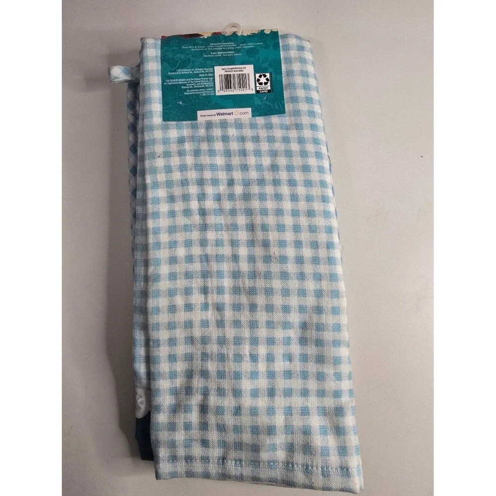 The Pioneer Woman Spicy Cowgirl 3 piece Kitchen Set‎ Towel Oven Mitt Potholder